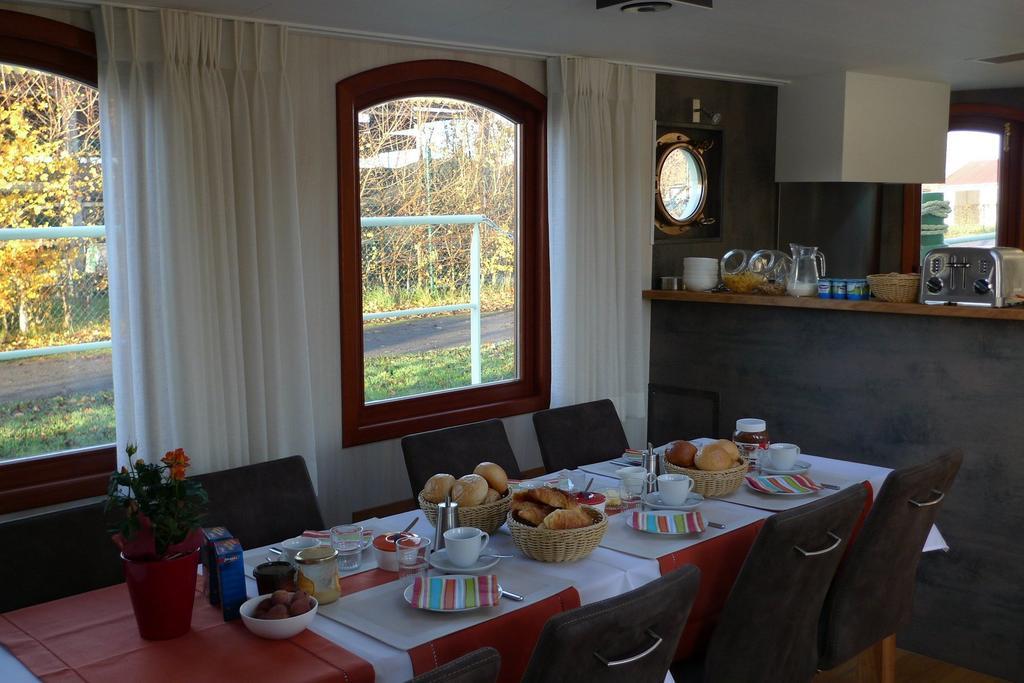 B&B Barge Johanna Brugge Ngoại thất bức ảnh